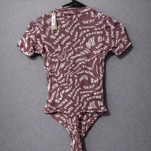 Skims SZ MD Raspberry Swirl sheer bodysuit